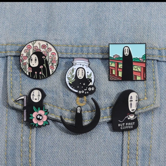 Studio Ghibli Spirited Away No Face Pins 6 pack - Picture 1 of 2